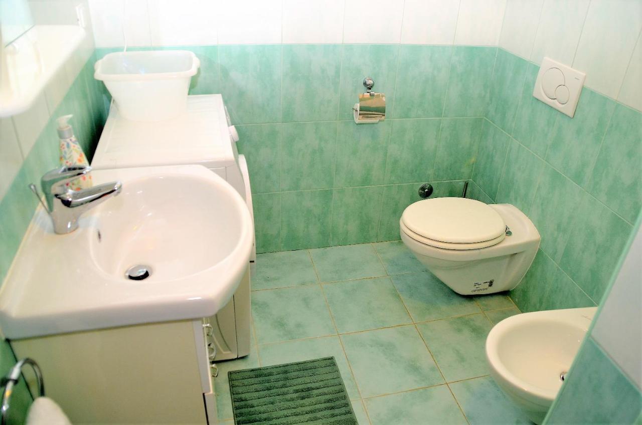 Apartment Renata Laurana Esterno foto
